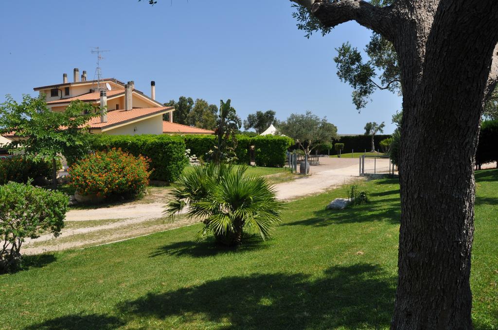 Bed & Breakfast Giardini Di Marzo Lecce Exterior foto