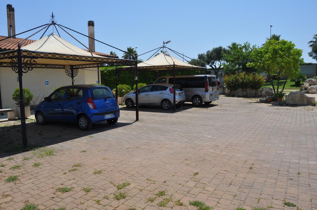 Bed & Breakfast Giardini Di Marzo Lecce Exterior foto