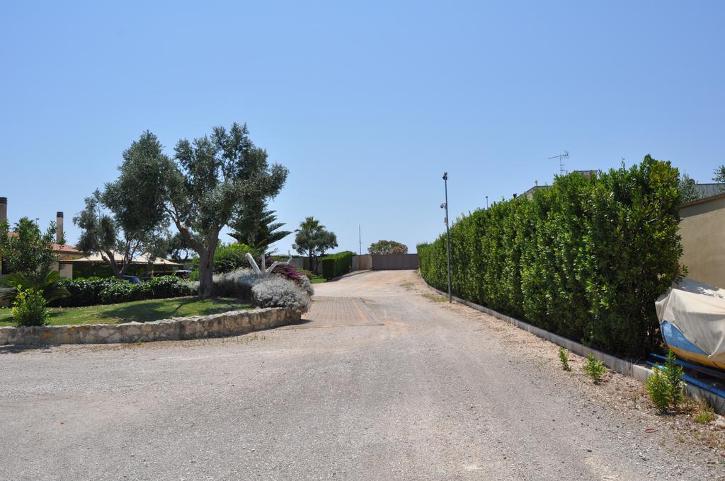 Bed & Breakfast Giardini Di Marzo Lecce Exterior foto