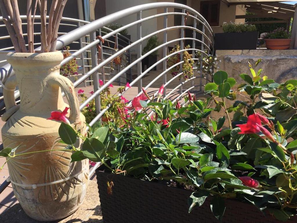 Bed & Breakfast Giardini Di Marzo Lecce Exterior foto